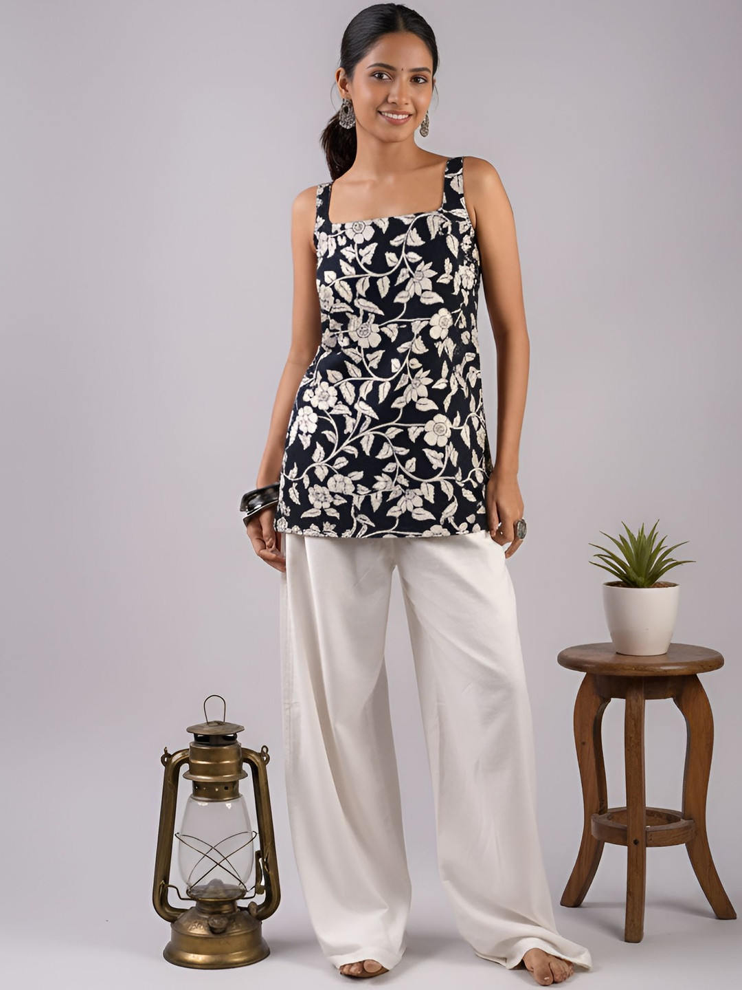 GENZILOOKS Floral Print Top