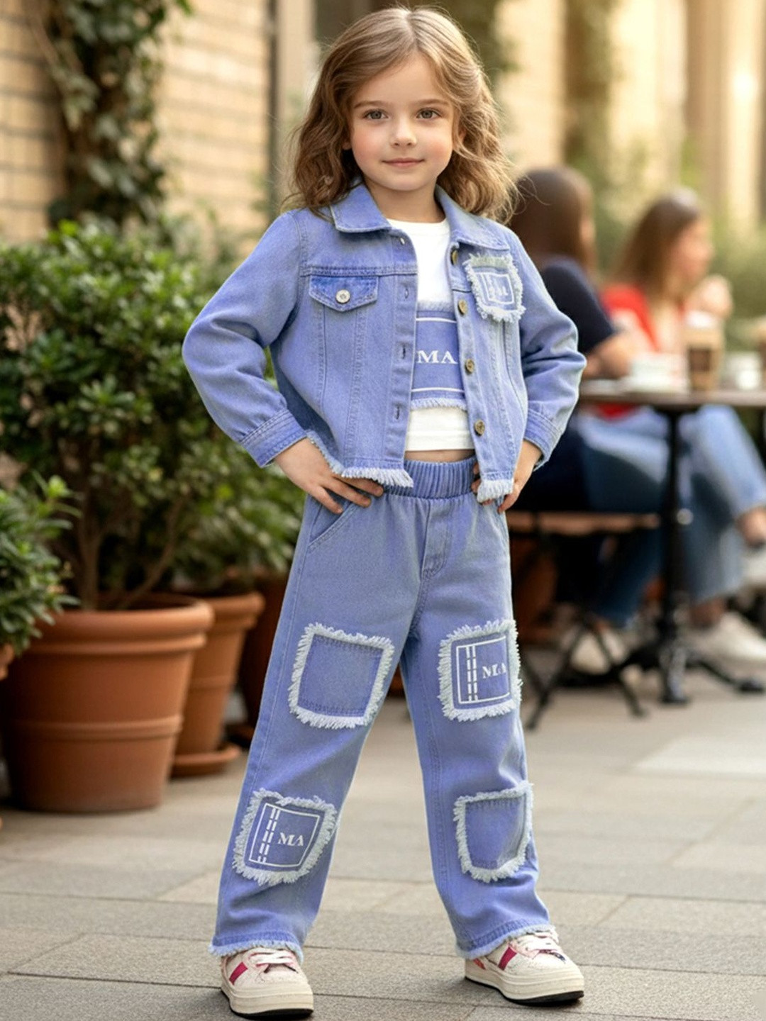 FASHION DREAM Girls Solid T-shirt with Pant