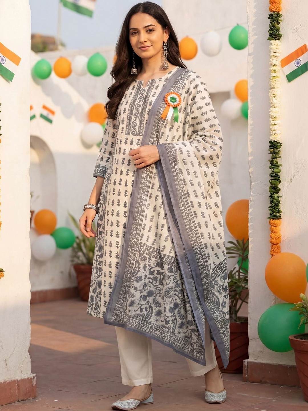 Indo Era Women Ethnic Motifs Printed Regular Pure Cotton Kurta with Trousers & With Dupatta
