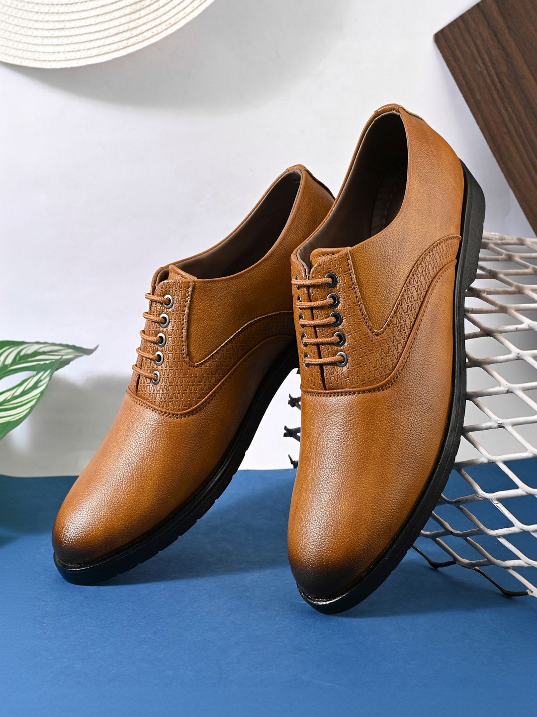 INVICTUS Men Round-Toe Formal Oxfords