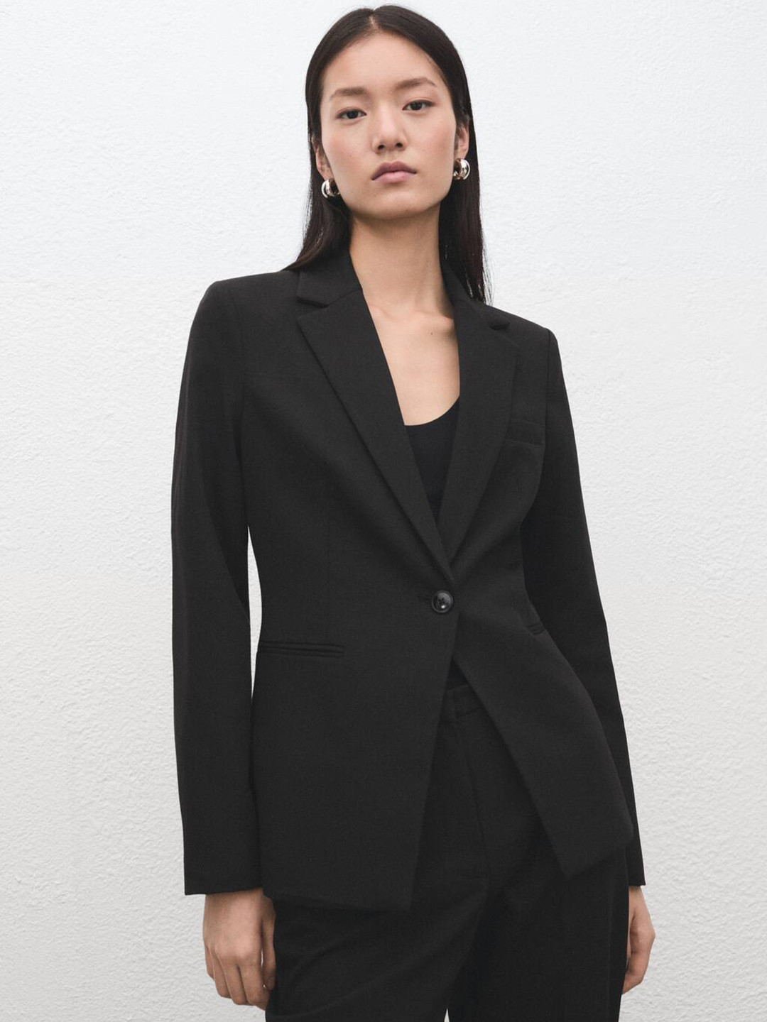 MANGO Single-Breasted Notched Lapel Collar Blazer