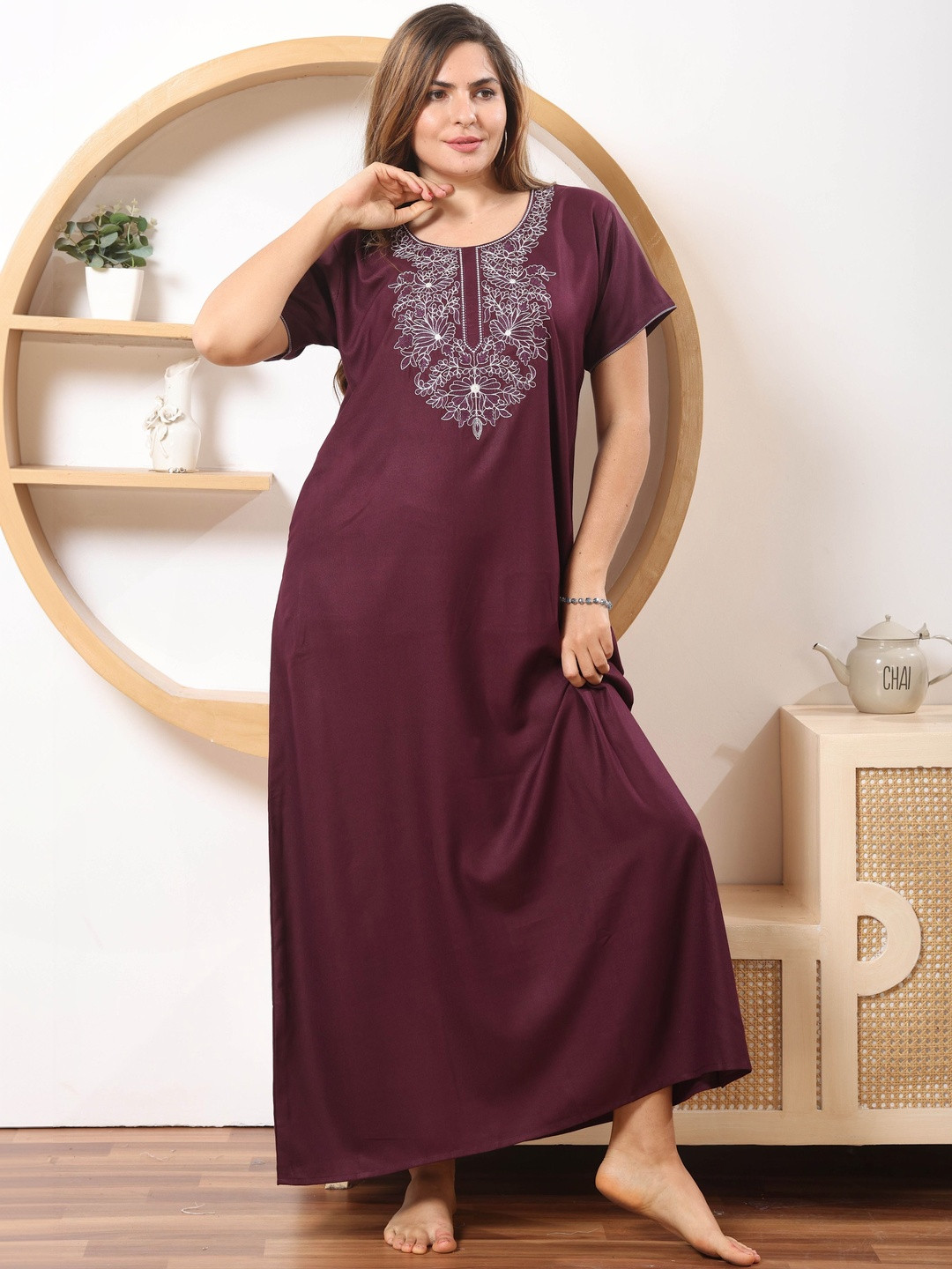 EASY MOM Embroidered Maxi Nightdress