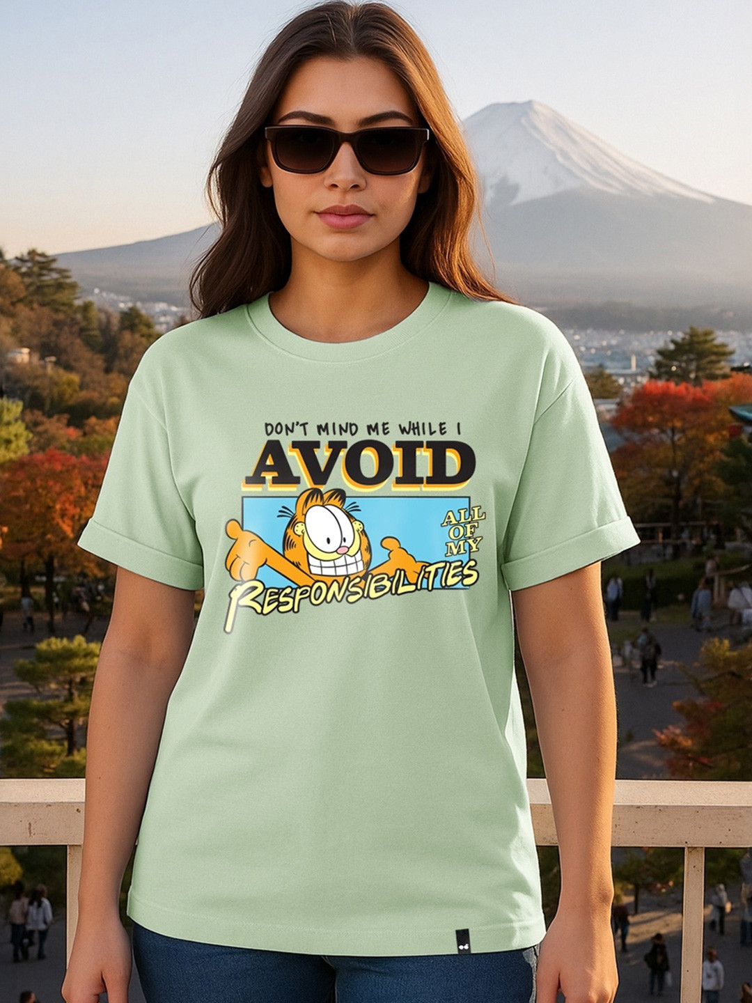 Bewakoof Women Official Garfield Merchandise Boyfriend Green Graphic Fit Printed T-shirt