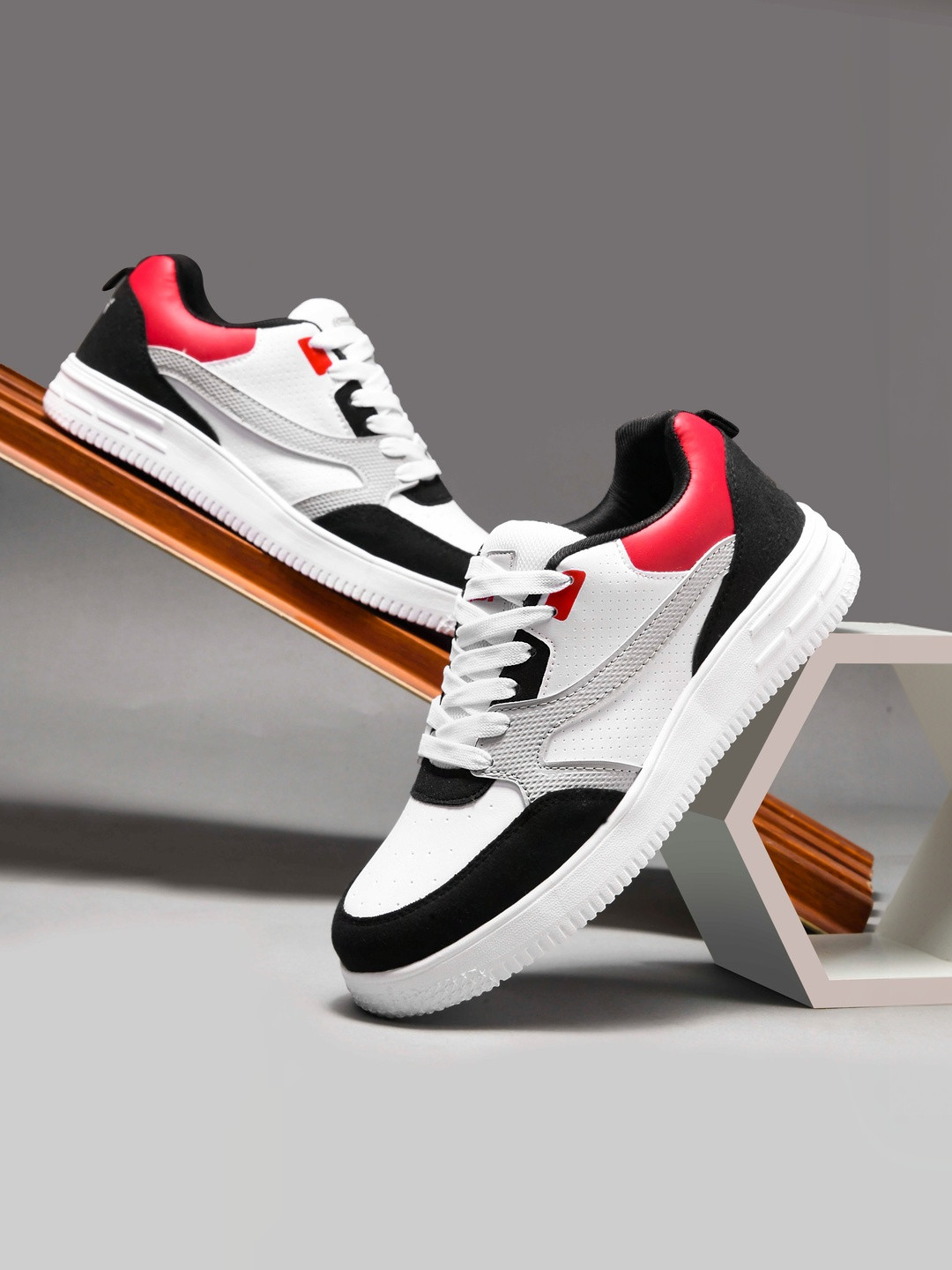 RGY Men Colourblocked Sneakers
