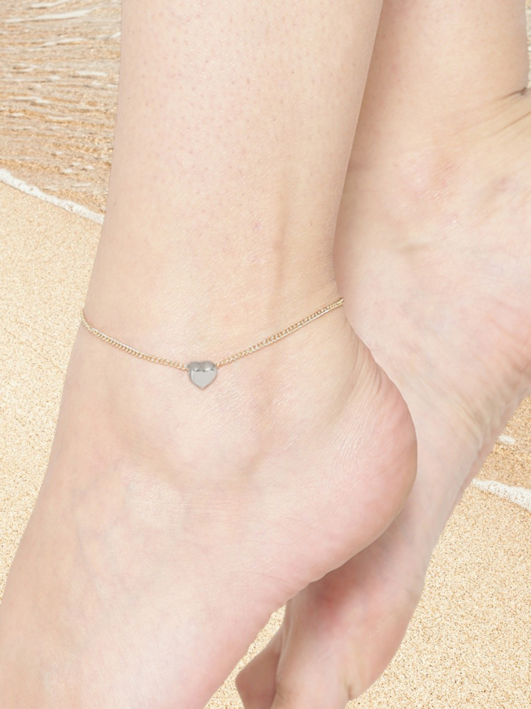 OOMPH Gold-Plated Heart Charm Anklet