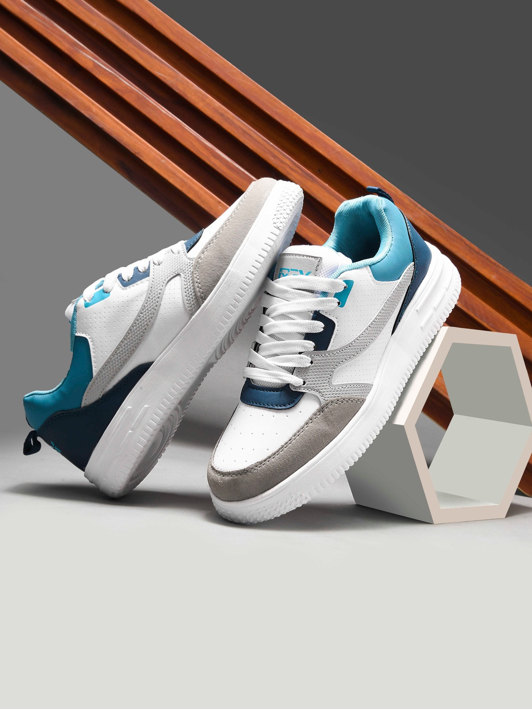 RGY Men Colourblocked Sneakers