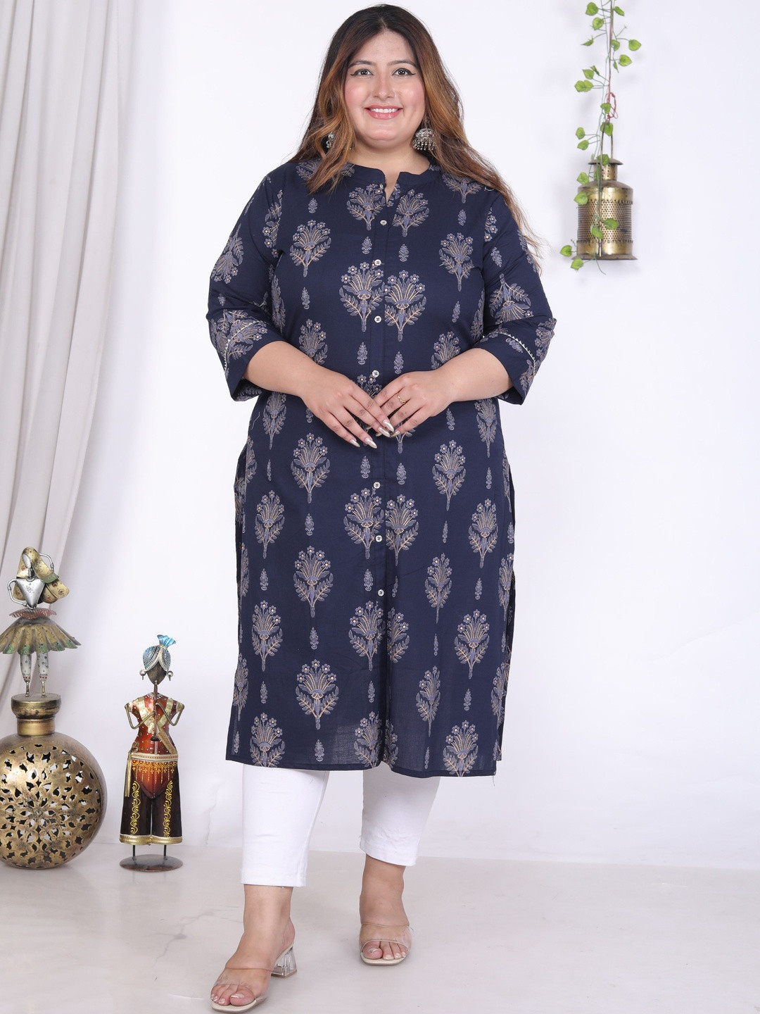 AKRITIK Women Floral Printed Thread Work Block Print Kurta