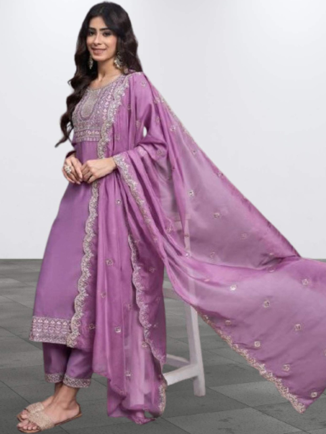 Glamelab Women Ethnic Motifs Embroidered Regular Thread Work Kurta with Trousers & With Dupatta