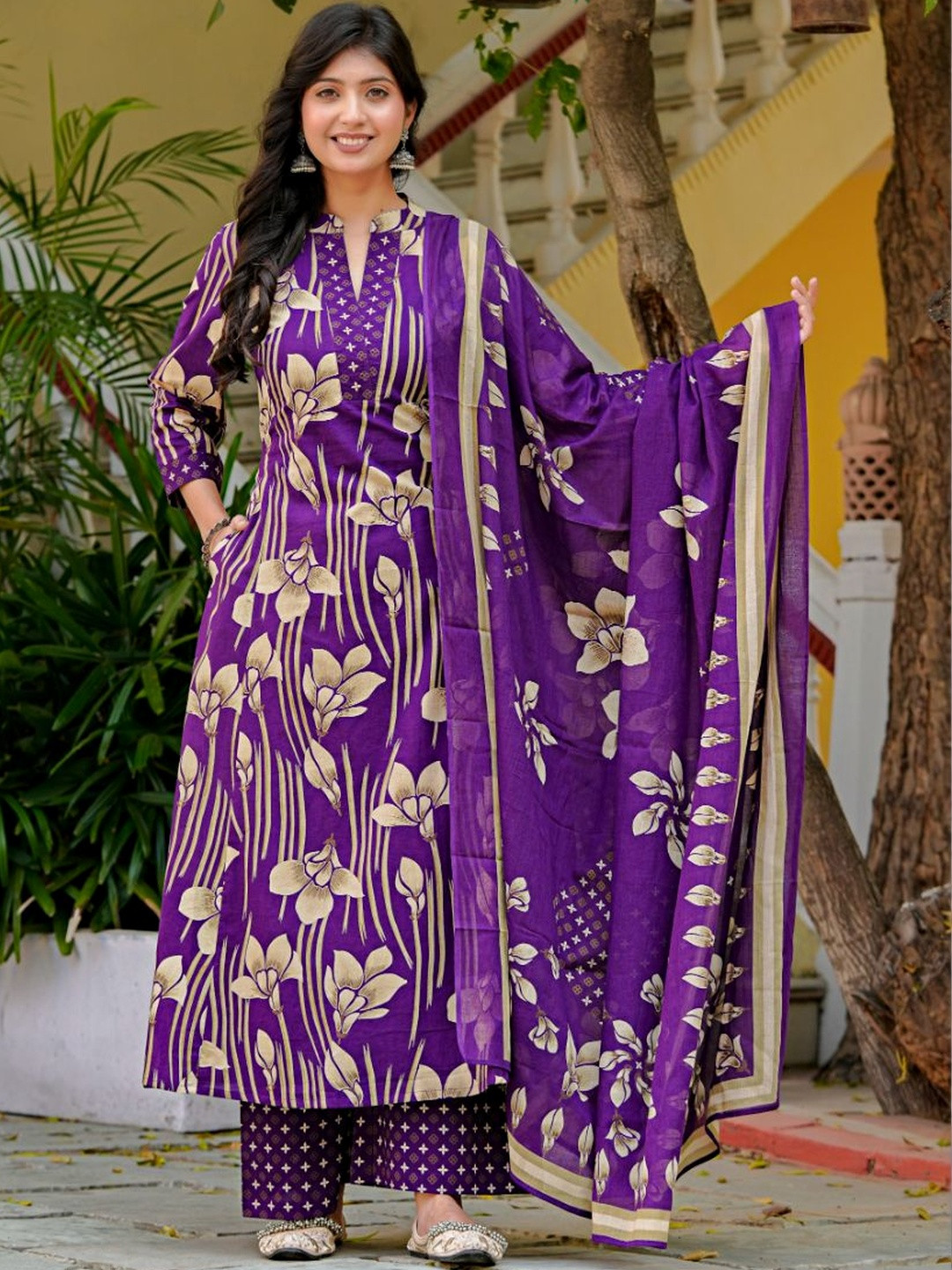 YASH GALLERY Women Floral Printed Regular Pure Cotton Kurta with Palazzos & With Dupatta