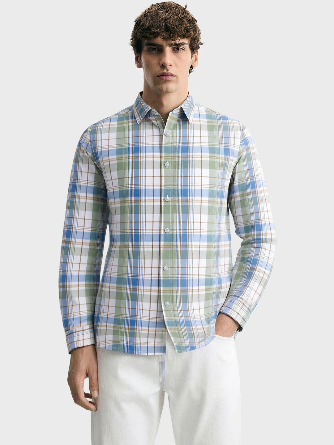 The Indian Garage Co Men Slim Fit Checked Casual Shirt