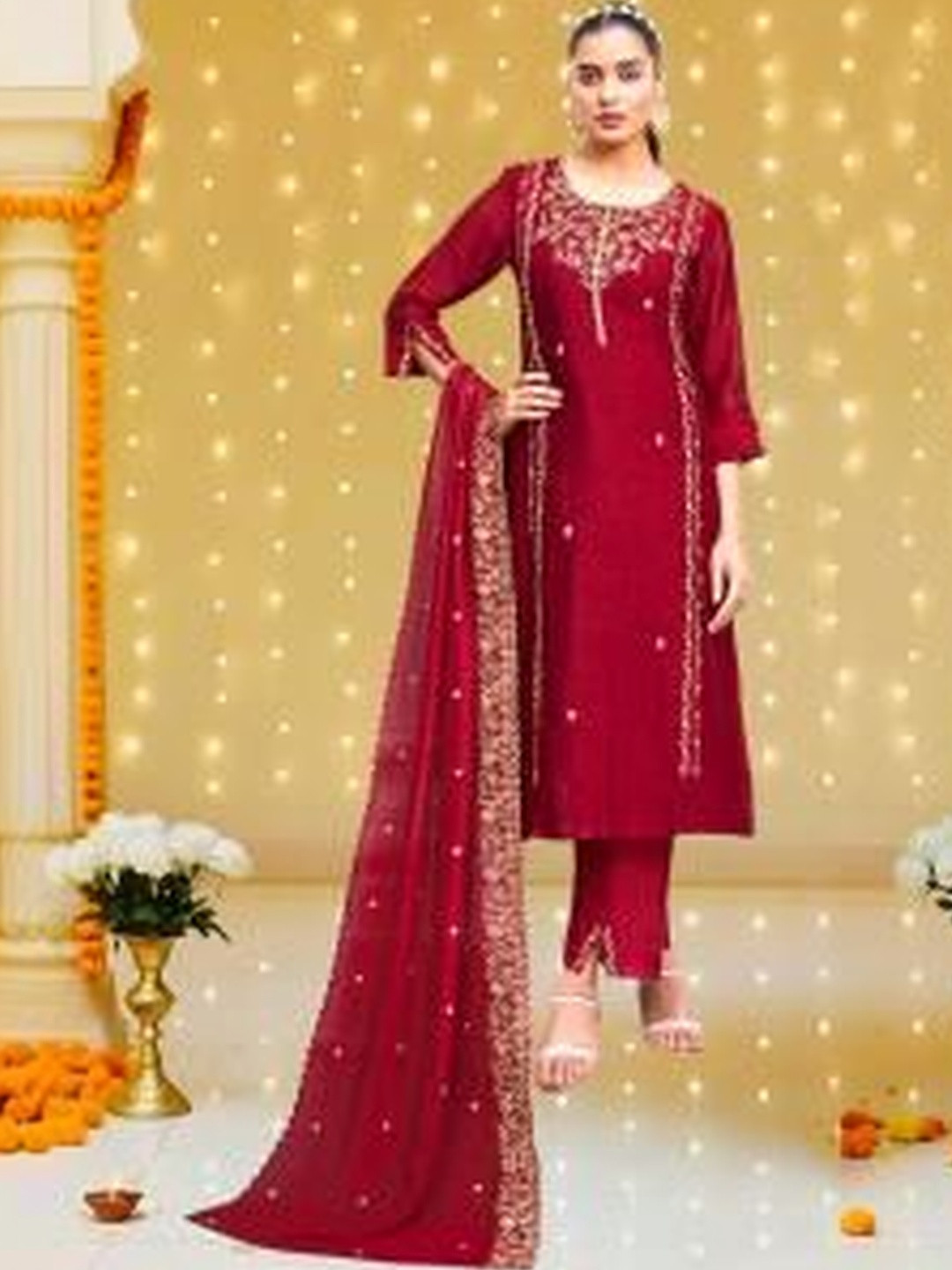 HAMSIKA Women Ethnic Motifs Embroidered Regular Sequinned Kurta with Trousers & With Dupatta