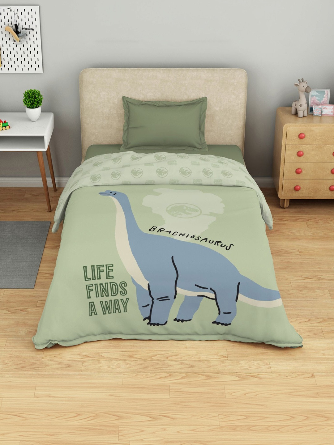 SPACES Green & Green Cartoon Characters AC Room 120 GSM Quilt