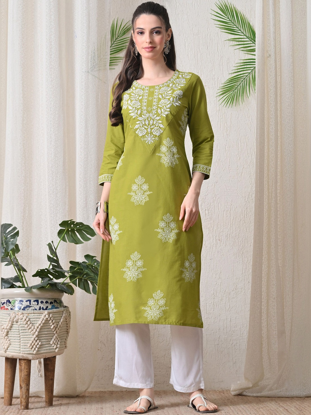 Koito Women Floral Embroidered Mirror Work Floral Kurta