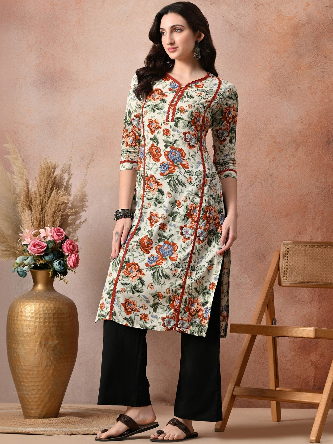 DEEPYOG APPAREL Women Floral Printed Lace Frills Bows and Ruffles Kurta