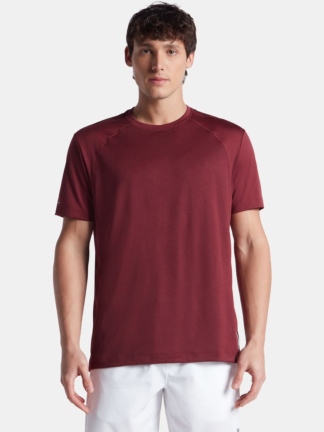 Jockey Microfiber Round Neck Half Sleeve Active Wear Tshirt with Breathable Mesh - MV15