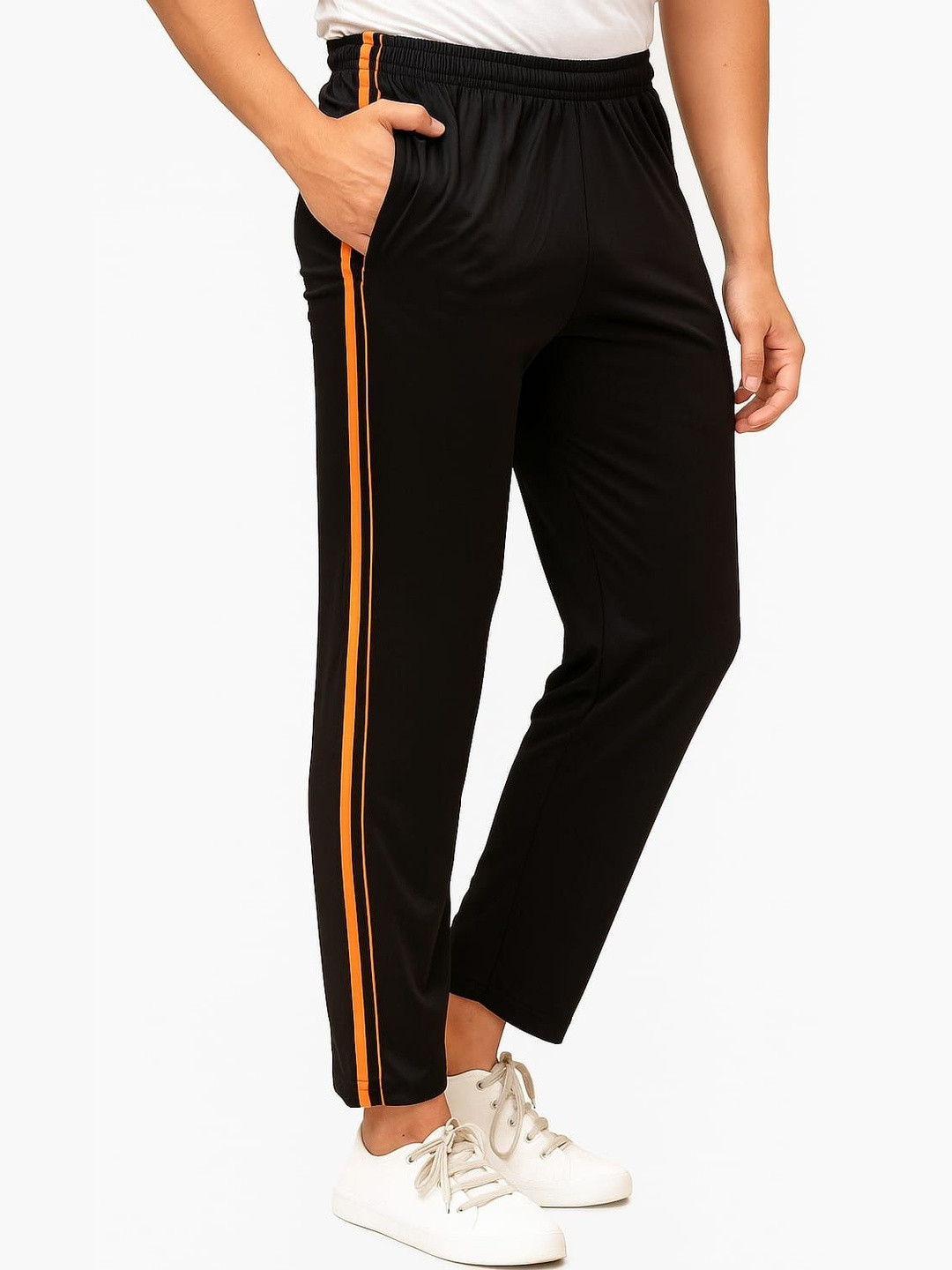 9LKHA Men Printed Mid Rise Track Pants