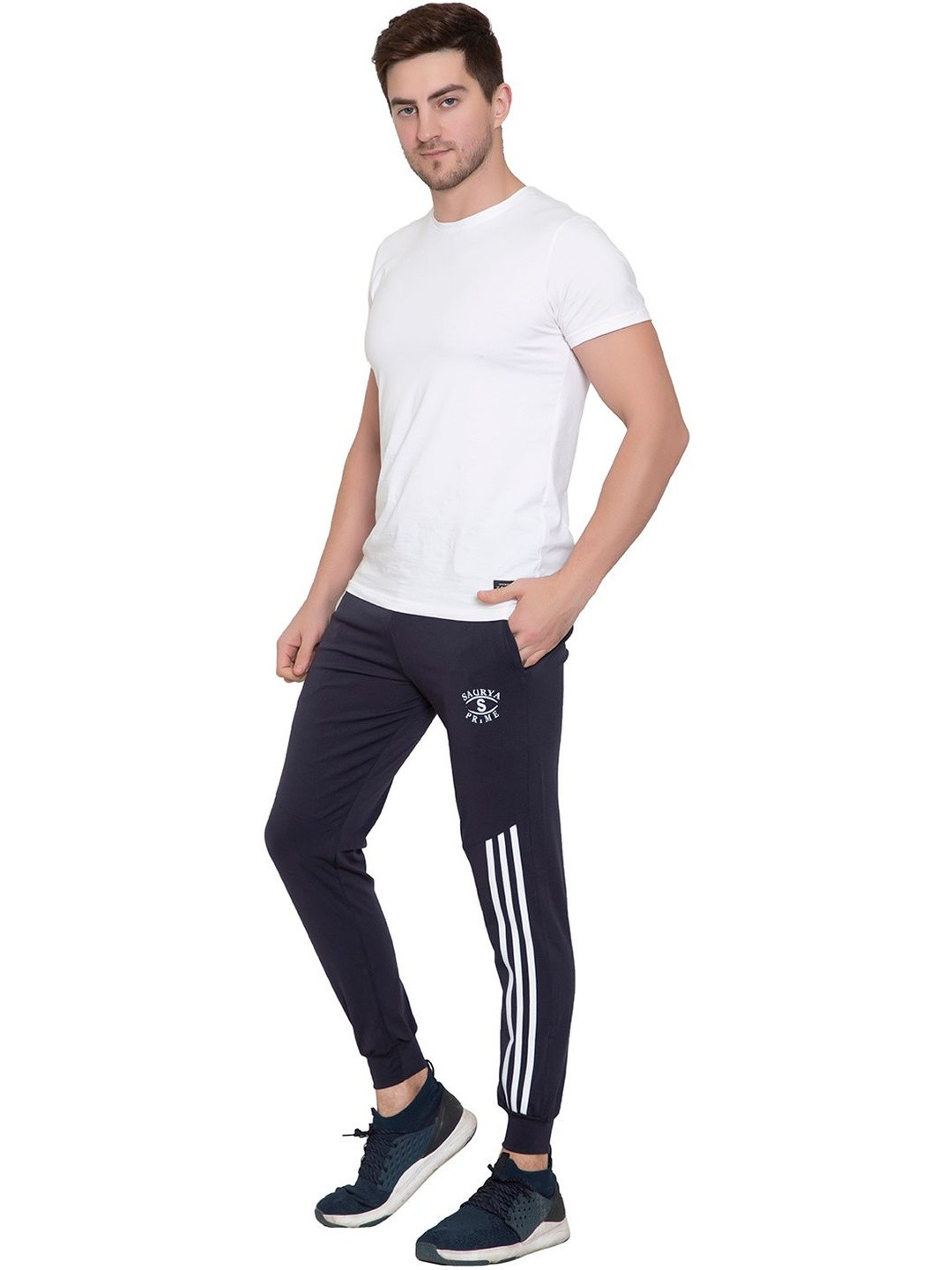 9LKHA Men Printed Cotton Mid Rise Joggers