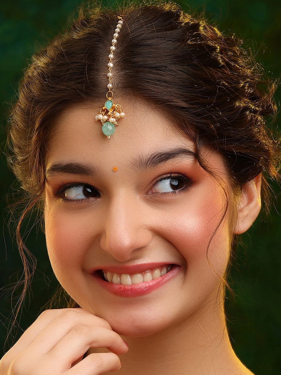 Ruby Raang Gold-Plated Kundan Studded Maang Tikka Head Jewellery