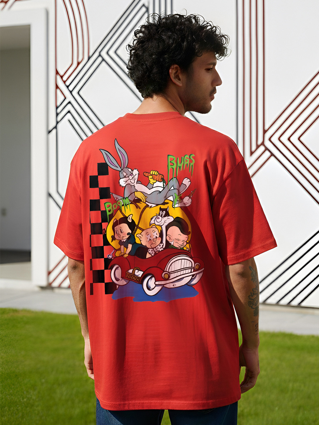 URBANPEAK Men Looney Tunes Printed Drop-Shoulder Sleeves T-shirt