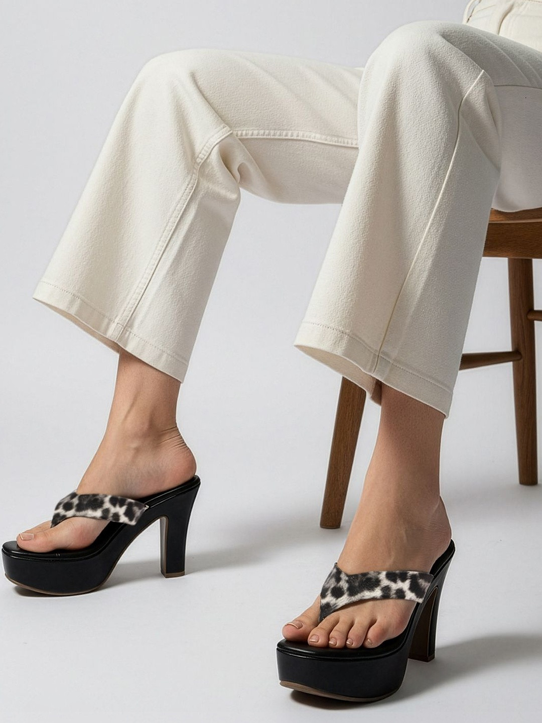 Lavie Printed Block Sandals