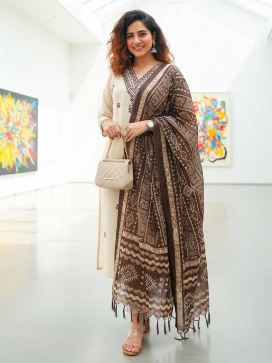 QUNEY Women Ethnic Motifs Embroidered Regular Thread Work Pure Cotton Kurta with Trousers & With Dupatta