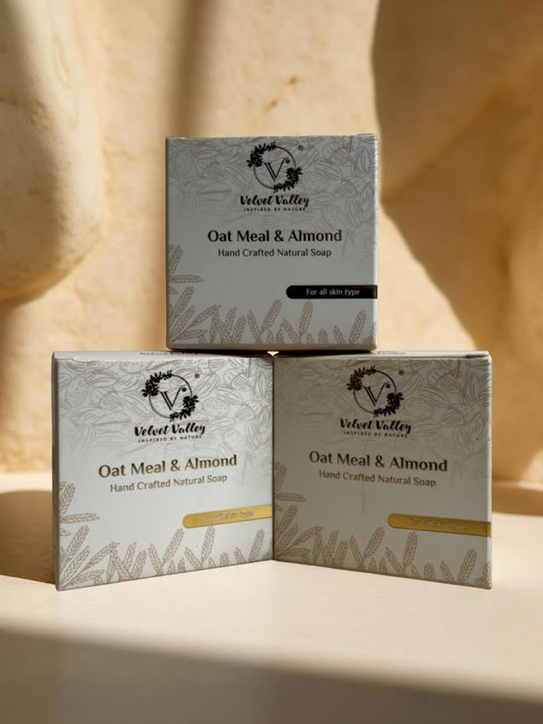 VELVET VALLEY Set Of 3 Oatmeal & Almond Exfoliating Soap Bar - 100 g Each