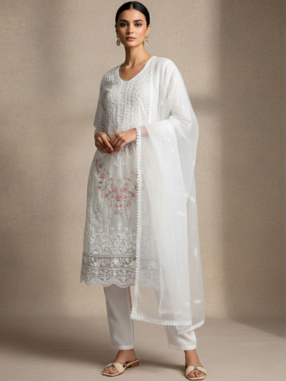 Varanga Women Floral Embroidered Regular Thread Work Kurta with Trousers & With Dupatta