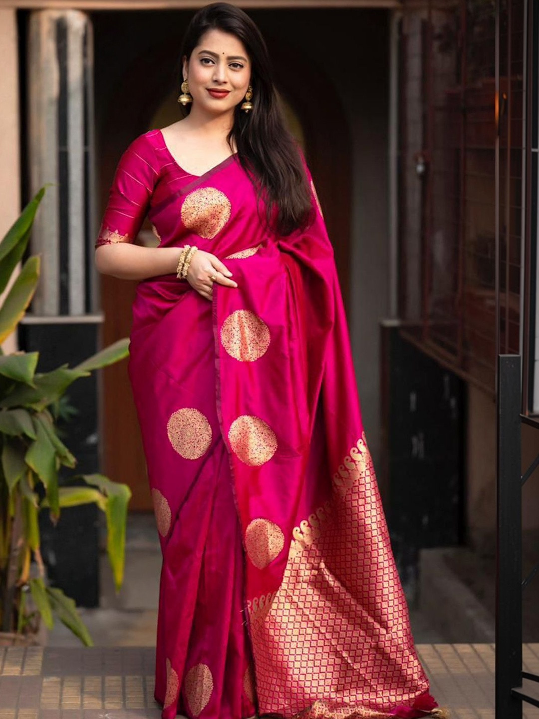 Buy Urban Pallu Woven Design Zari Silk Blend Heavy Work Mysore Silk Saree - - Apparel for Women