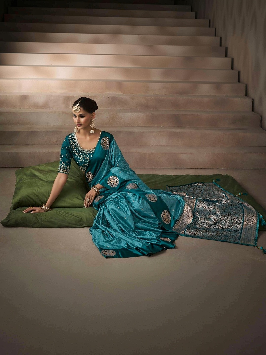 MUKHITA Woven Design Embroidered Satin Heavy Work Saree