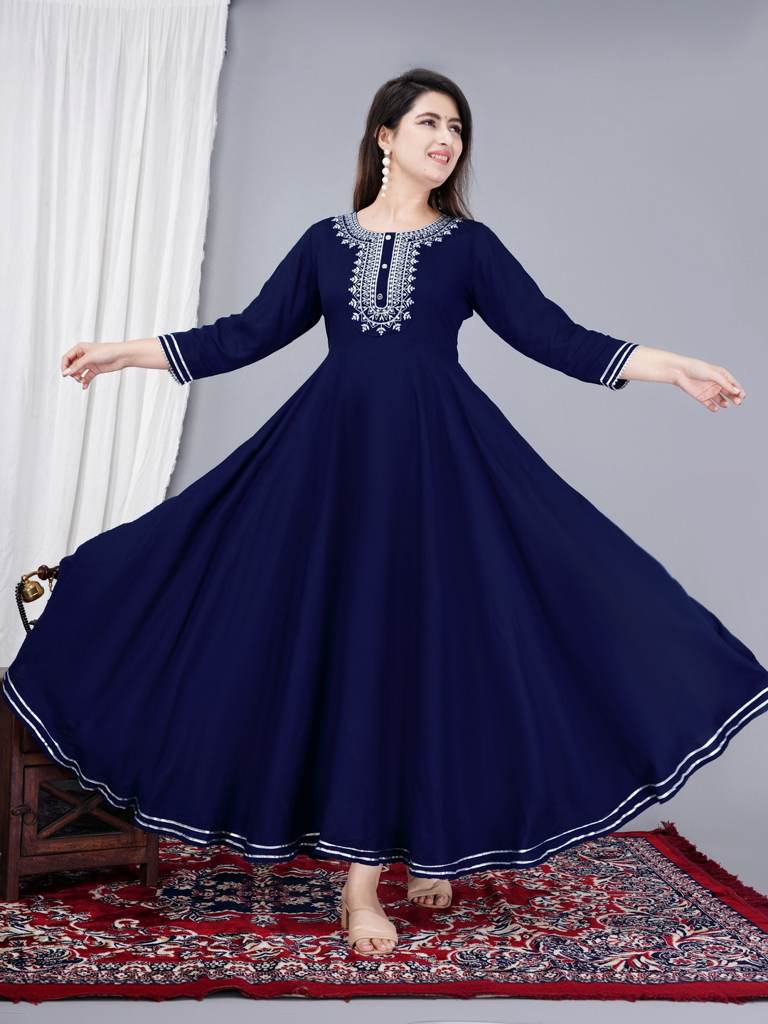 Nikhat Women Yoke Design Anarkali Kurta