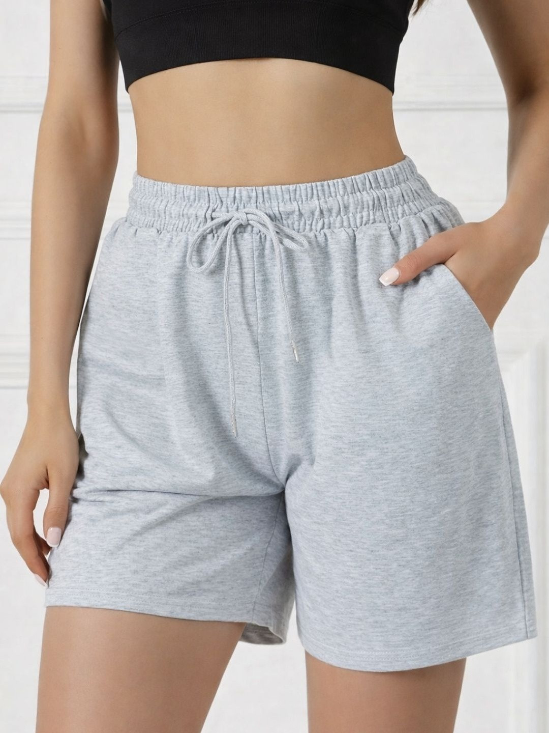Deslizar Women Shorts