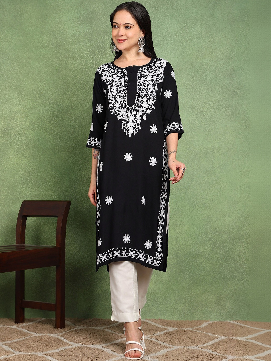 RANGAA NAWAAB Women Embroidered Indigo Kurta