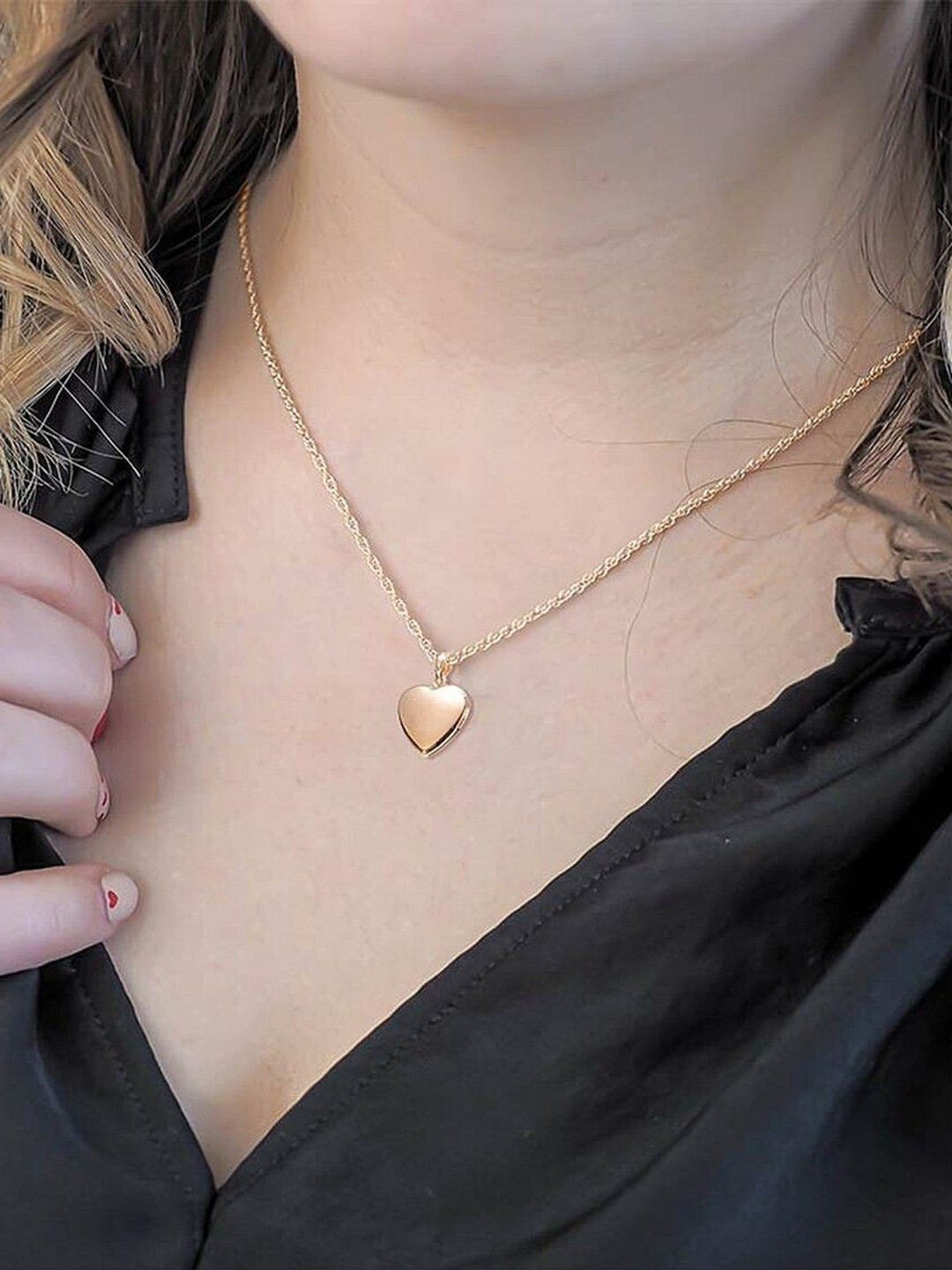 WHITECRAFT Gold-Plated Heart Shaped Pendants with Chains