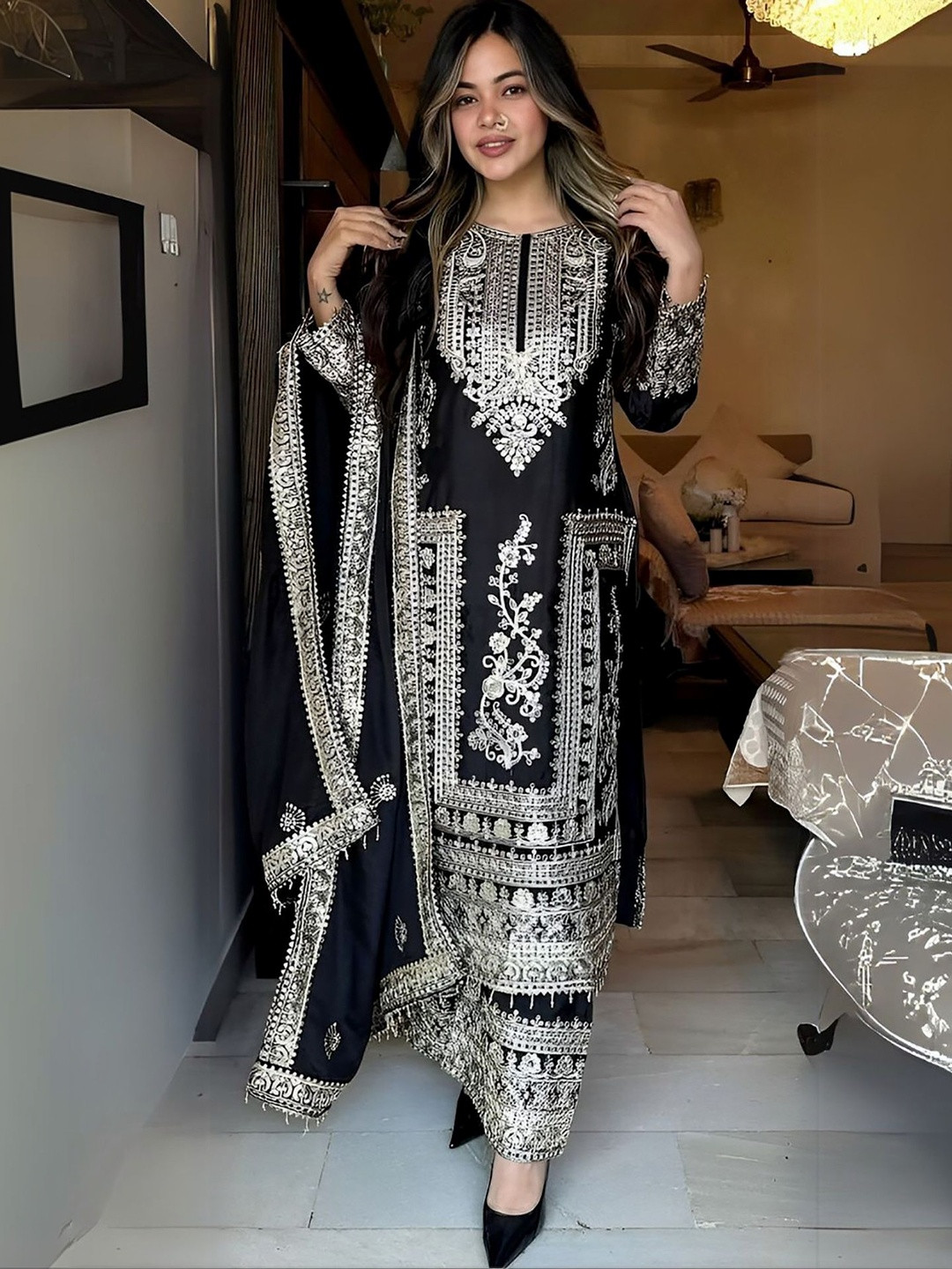 Moda Rapido Women Ethnic Motifs Embroidered Regular Thread Work Kurta with Trousers & With Dupatta