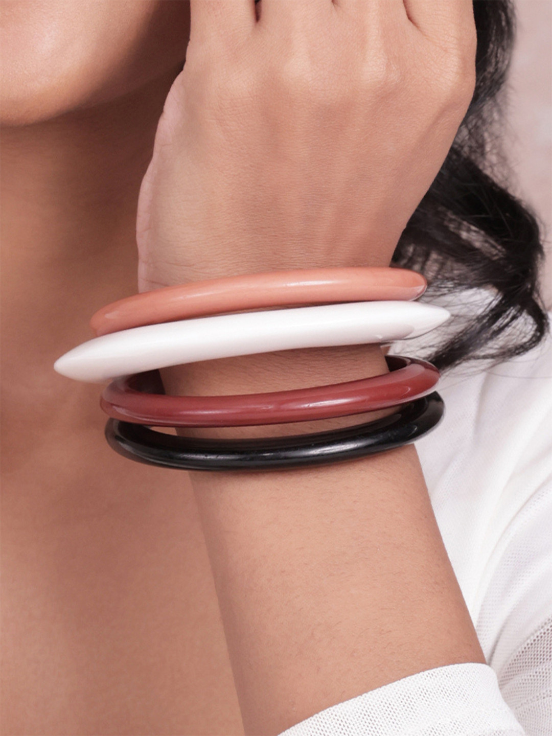 ToniQ Set Of 4 Stackable Solid Resin Bangles