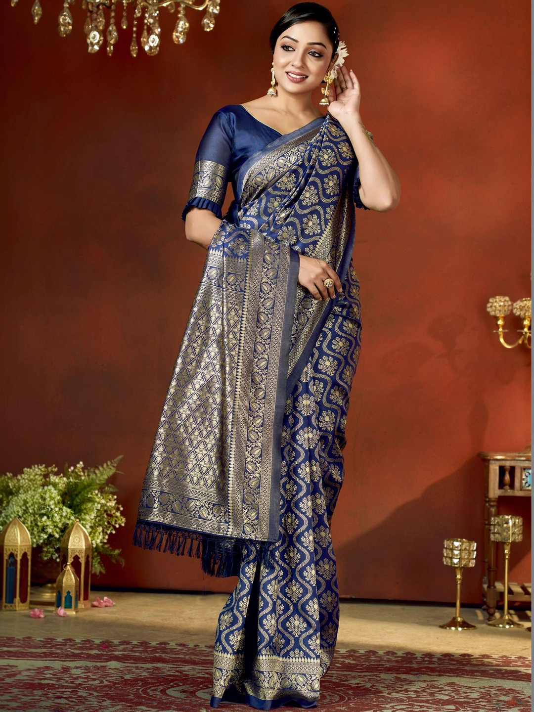 SURUKH Ethnic Motifs Zari Silk Blend Heavy Work Banarasi Saree