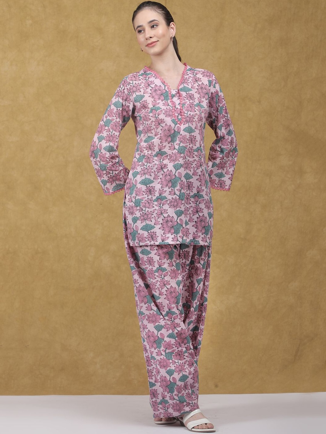 SilaiGulai Floral Printed Pure Cotton Kurta With Palazzos