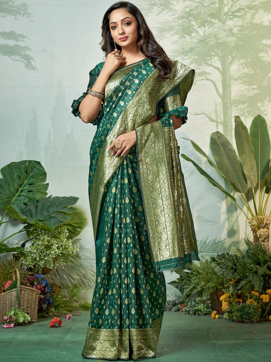 SURUKH Ethnic Motifs Zari Silk Blend Banarasi Saree