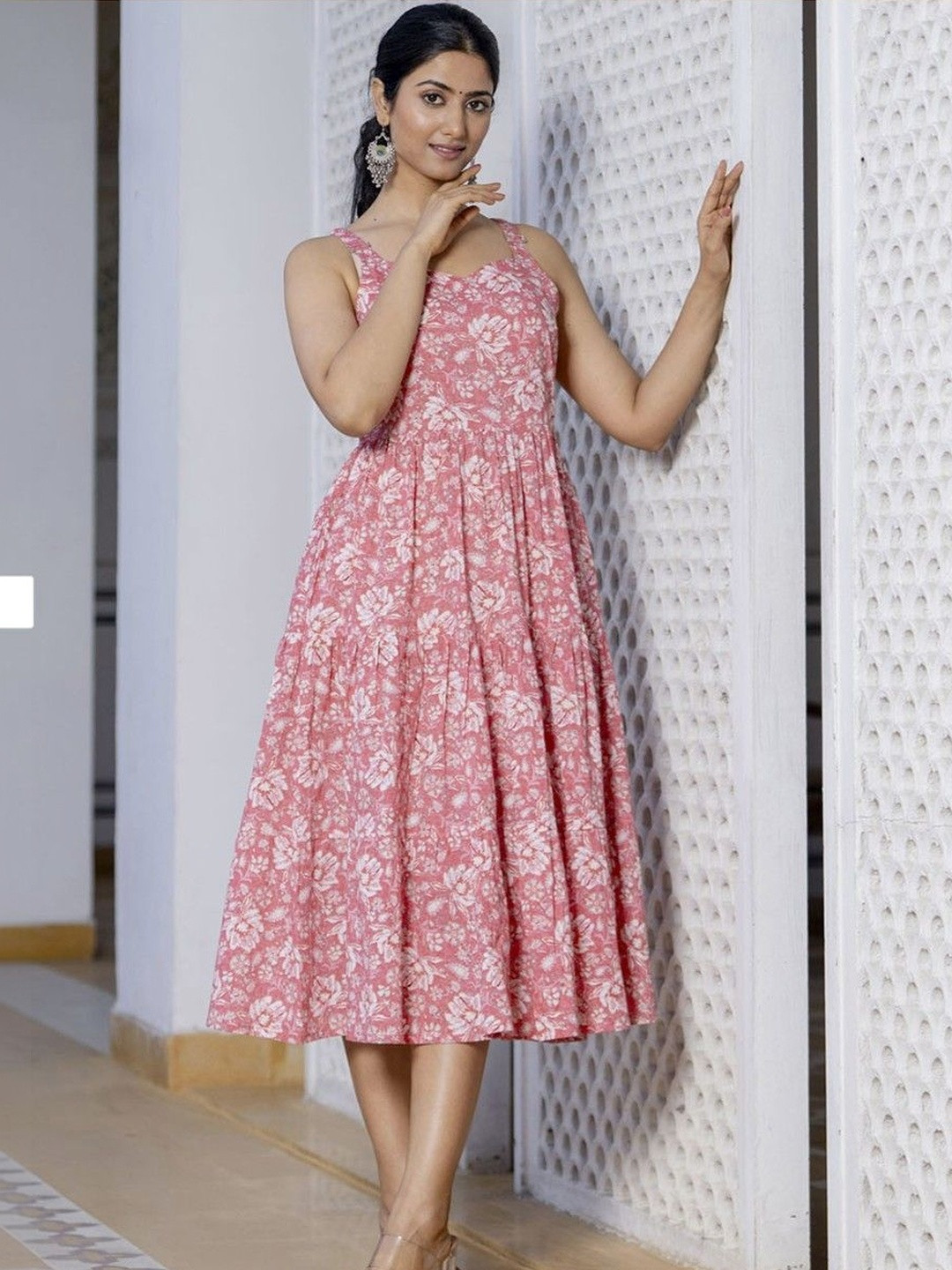 Demirner Women Floral Printed Anarkali Kurta