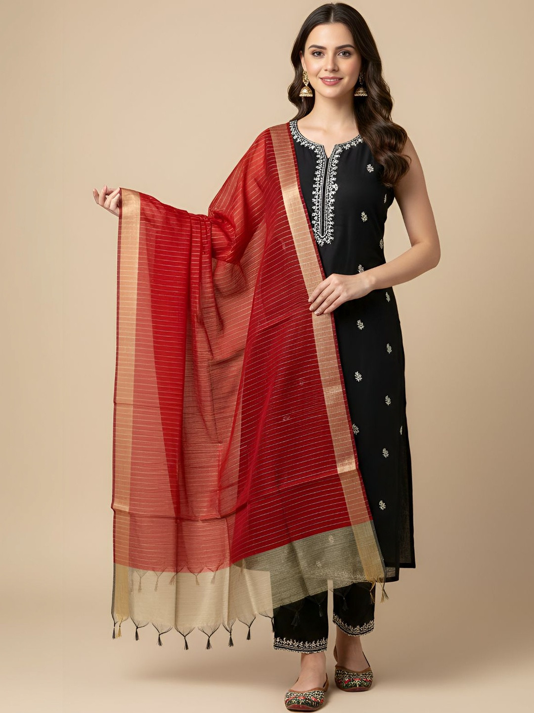 MUFFLY Striped Dupatta with Zari