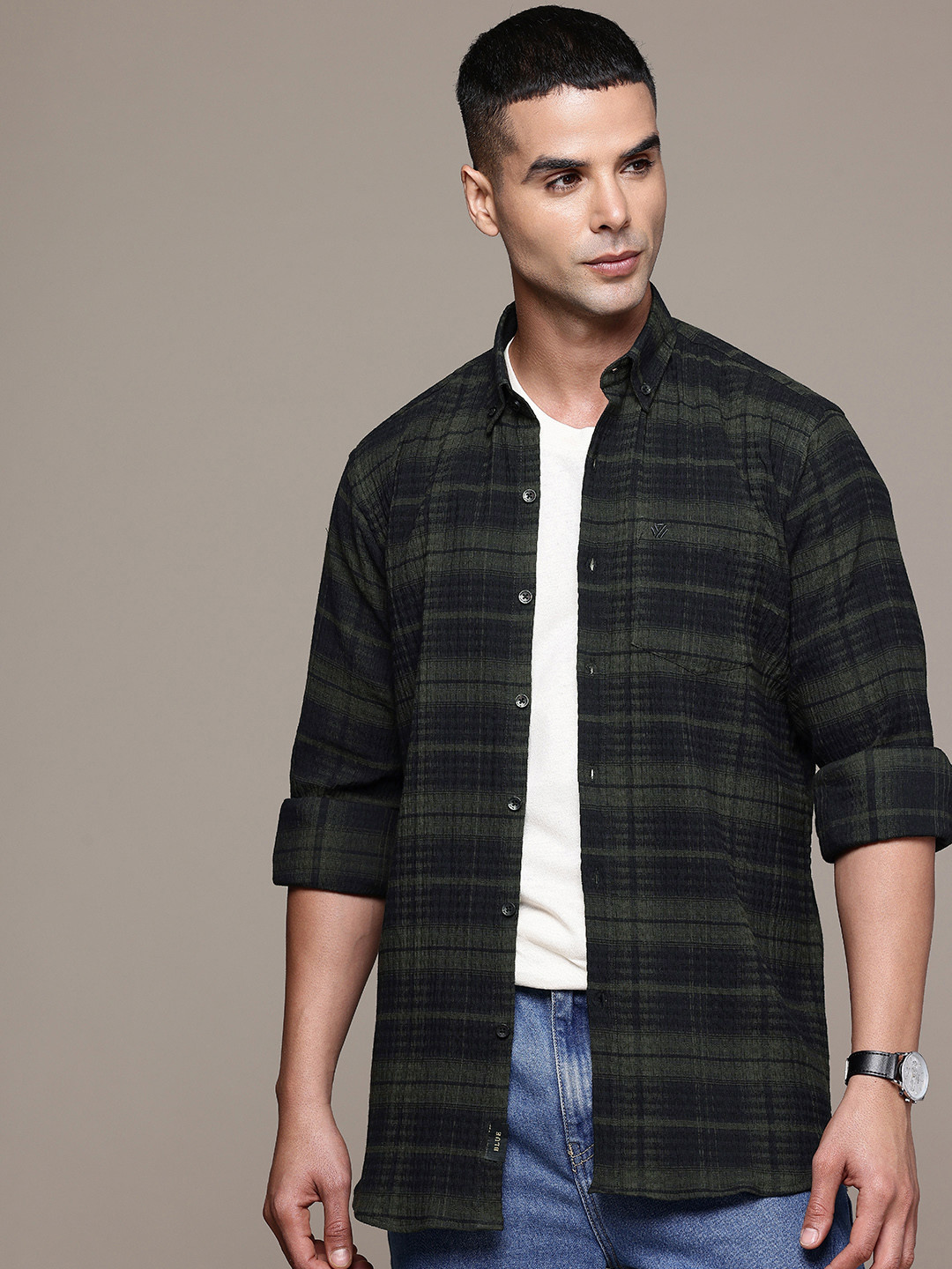 BLUE SQUAD Slim Fit Checked Casual Shirt