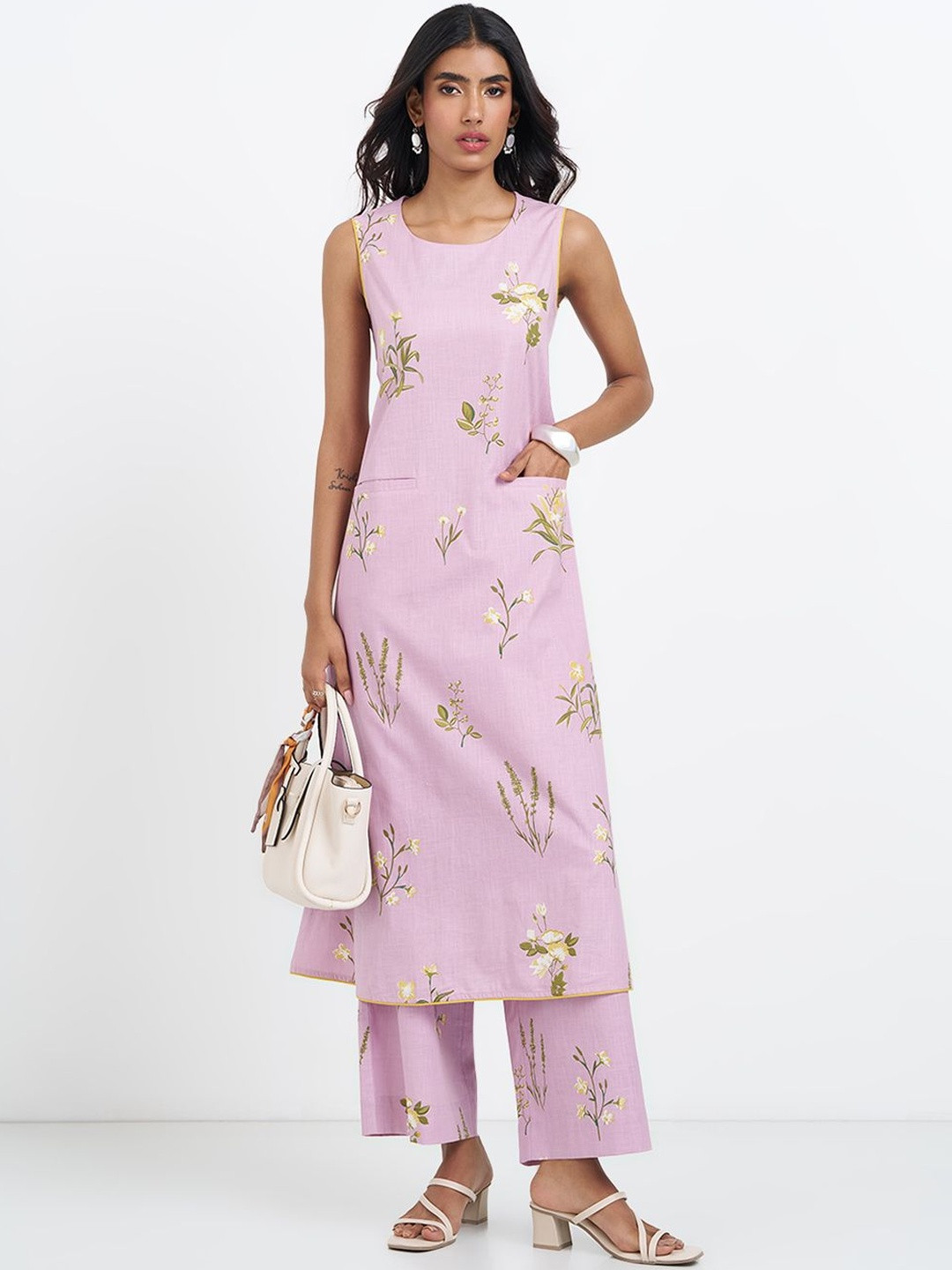 RANGMANCH BY PANTALOONS Women Floral Printed Sequinned Kurta