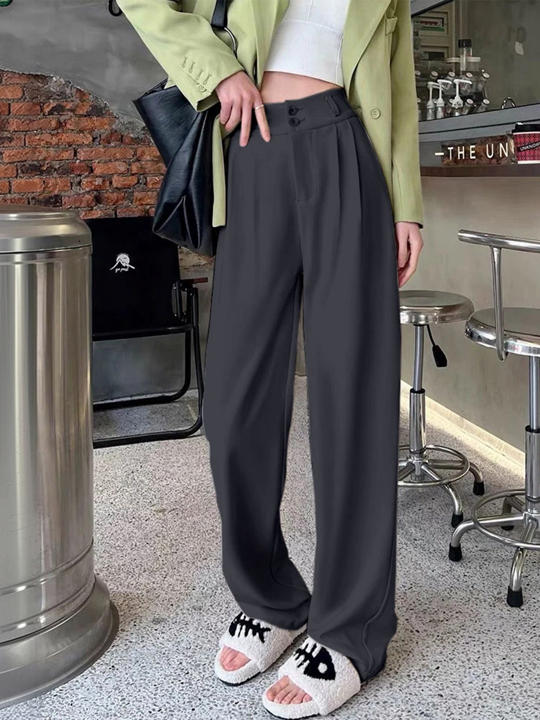 AAHWAN Women High-Rise Pleated Trousers