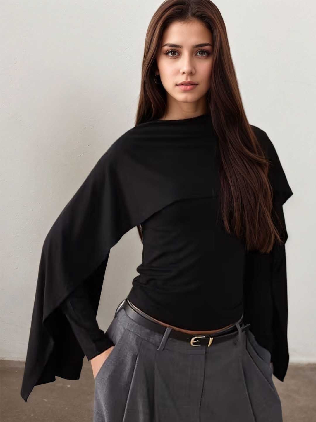 Suo Cape Sleeve Cape Top