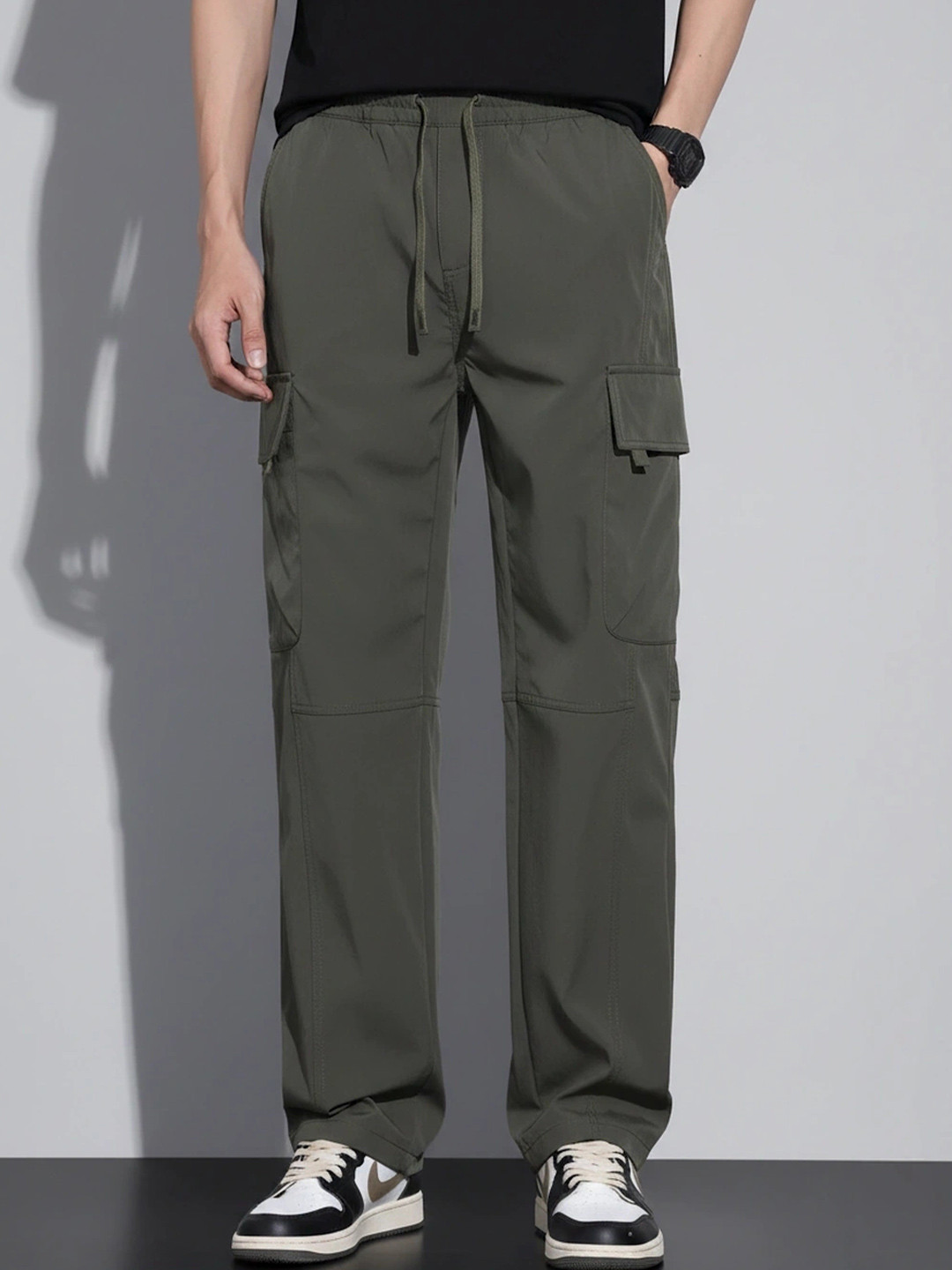 ANDREW HILL Men Loose Fit Easy Wash Cargos Trousers
