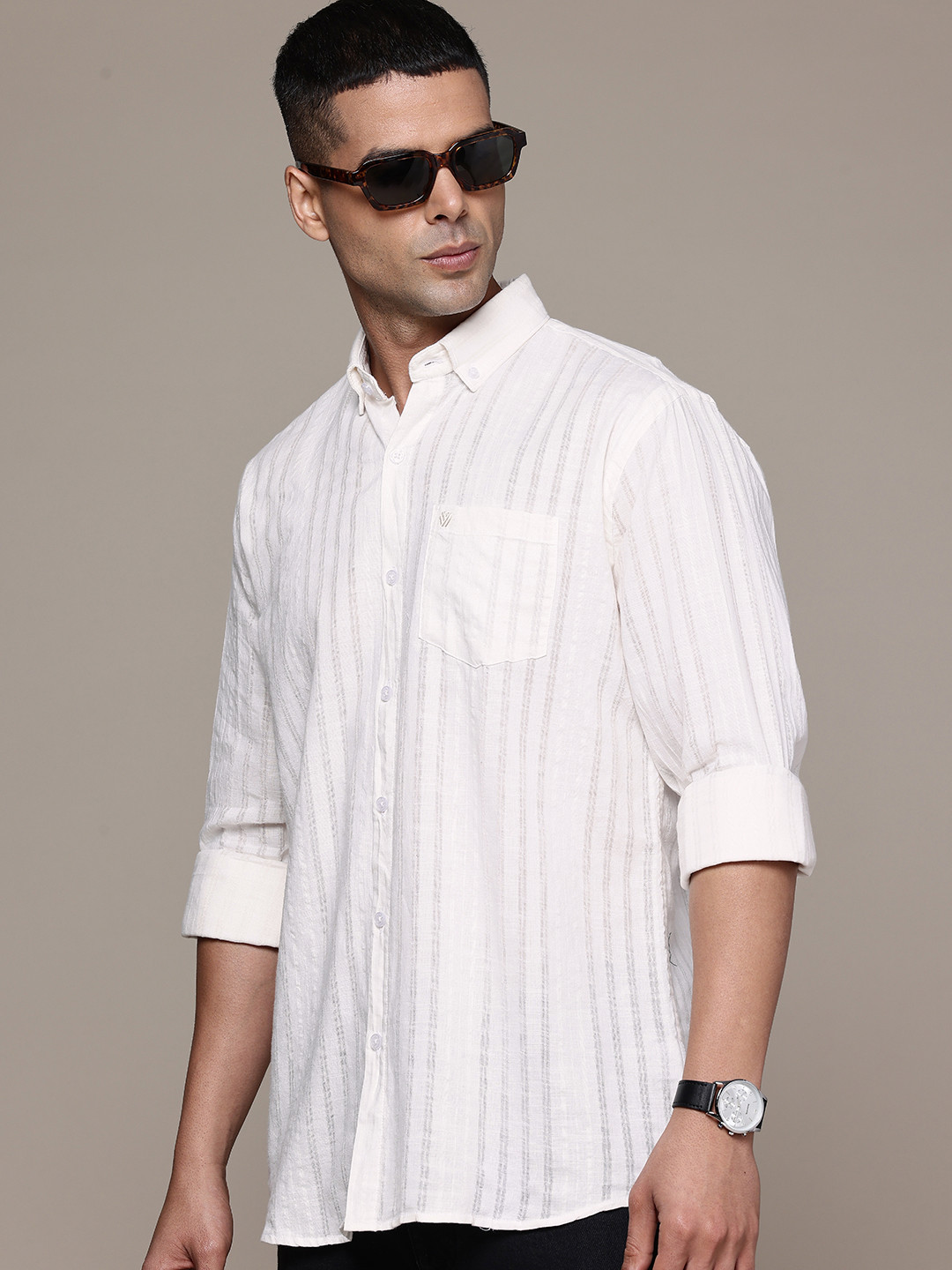 Off-White Regular Fit Textured Striped Casual Shirt
