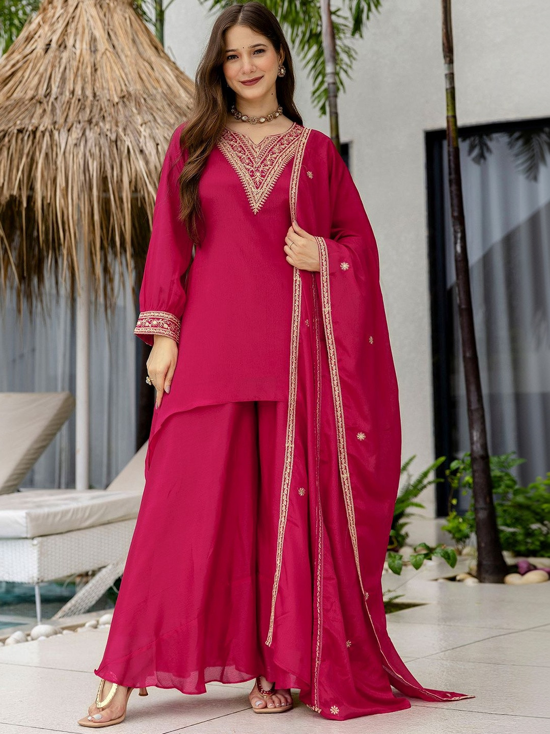 SKYLEE Women Ethnic Motifs Embroidered Thread Work Kurta with Palazzos & Dupatta