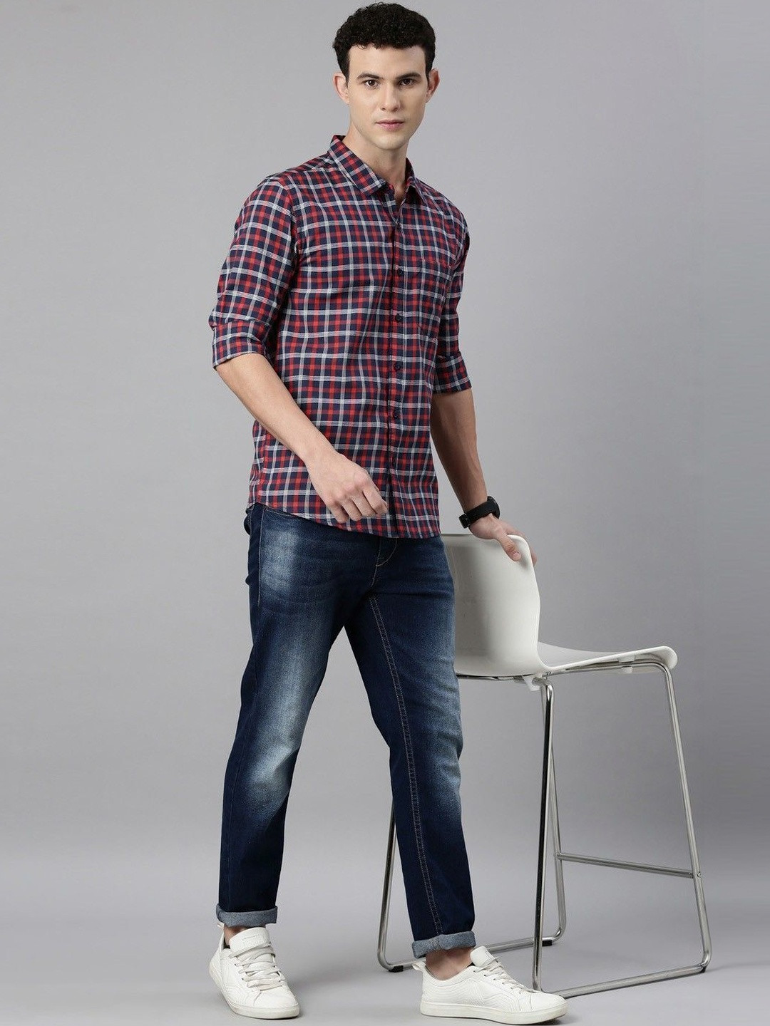 Metronaut Men Checked Casual Shirt