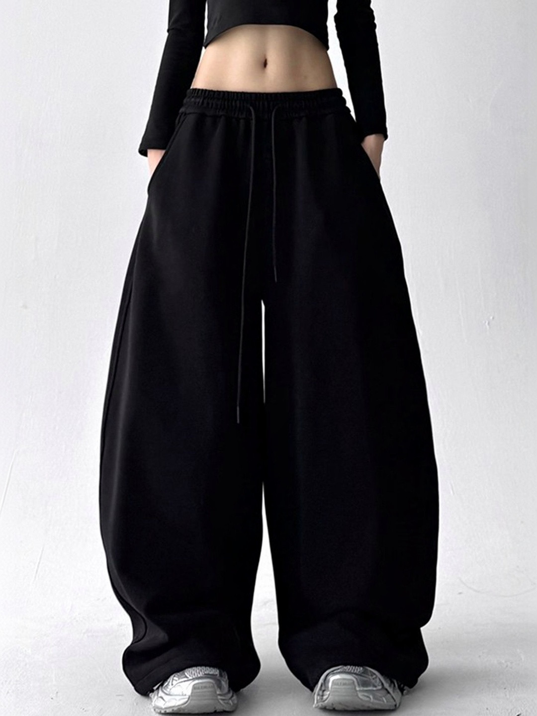 LULU & SKY Women 1 High-Rise Trousers