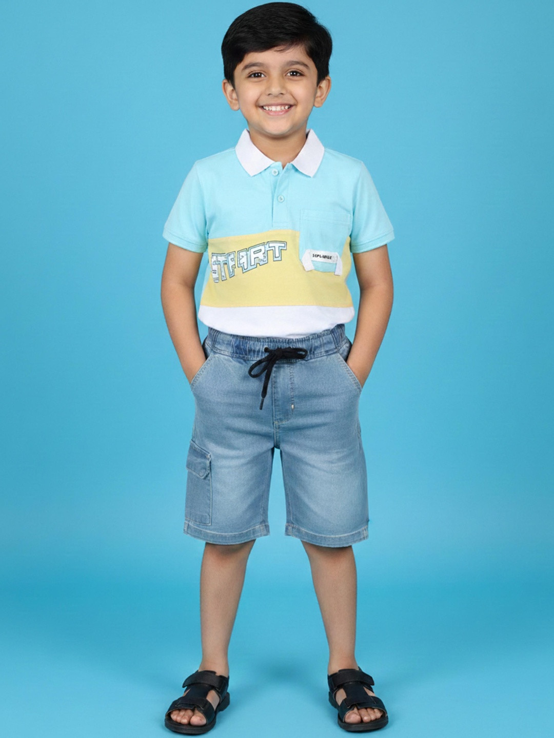 KiddoPanti Boys T-Shirt With Shorts